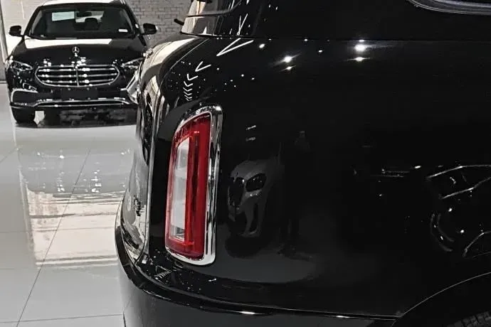 2022 LEVC TX Range Extended 163HP REEV 26KWH,autocango,china used car exporter,china ev exporter,chinese used car exporter,chinese used ev exporter