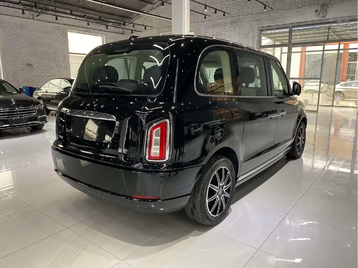 2022 LEVC TX Range Extended 163HP REEV 26KWH,autocango,china used car exporter,china ev exporter,chinese used car exporter,chinese used ev exporter