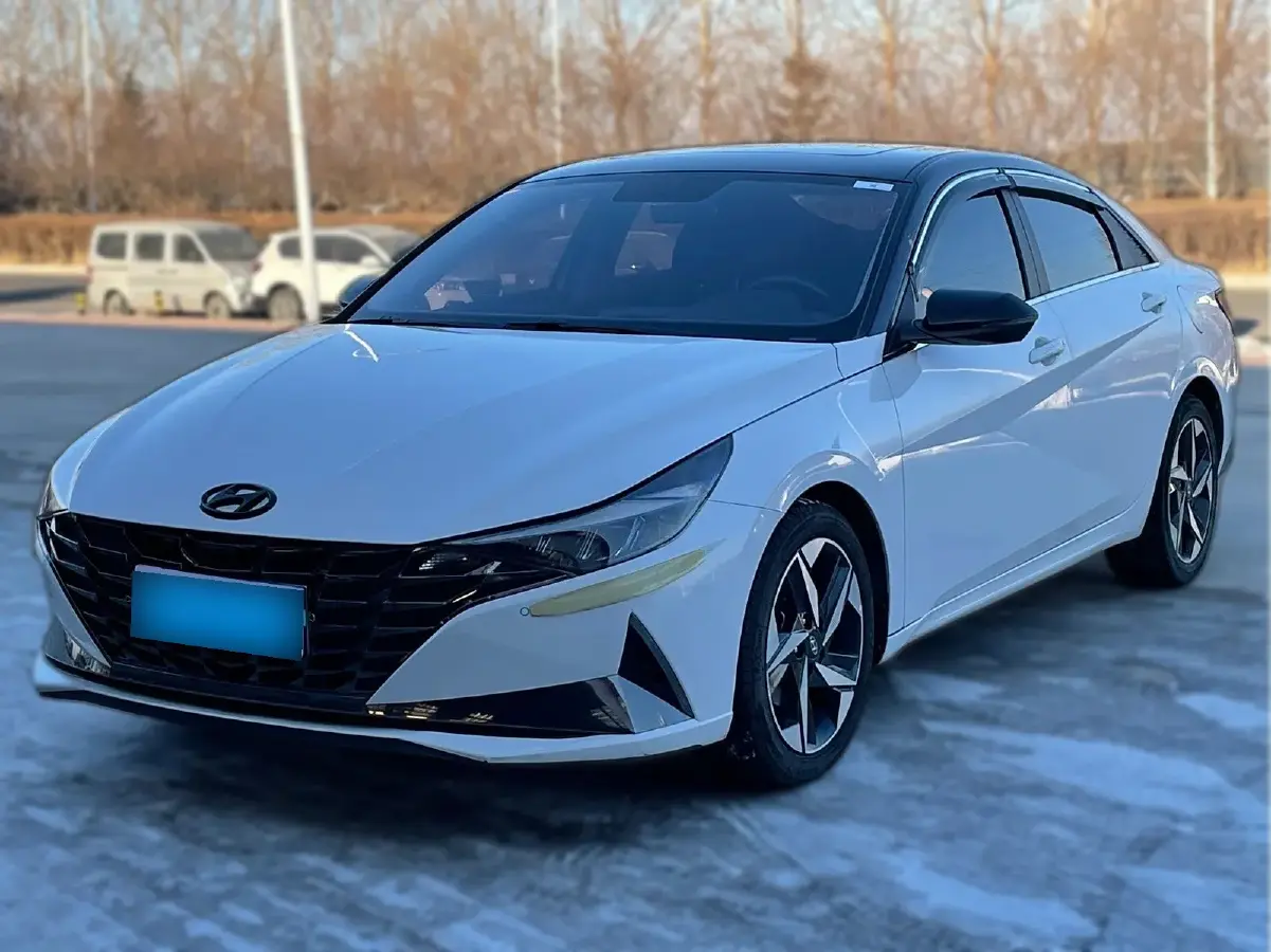 2021 Hyundai Elantra 1.5L 115HP L4 CVT