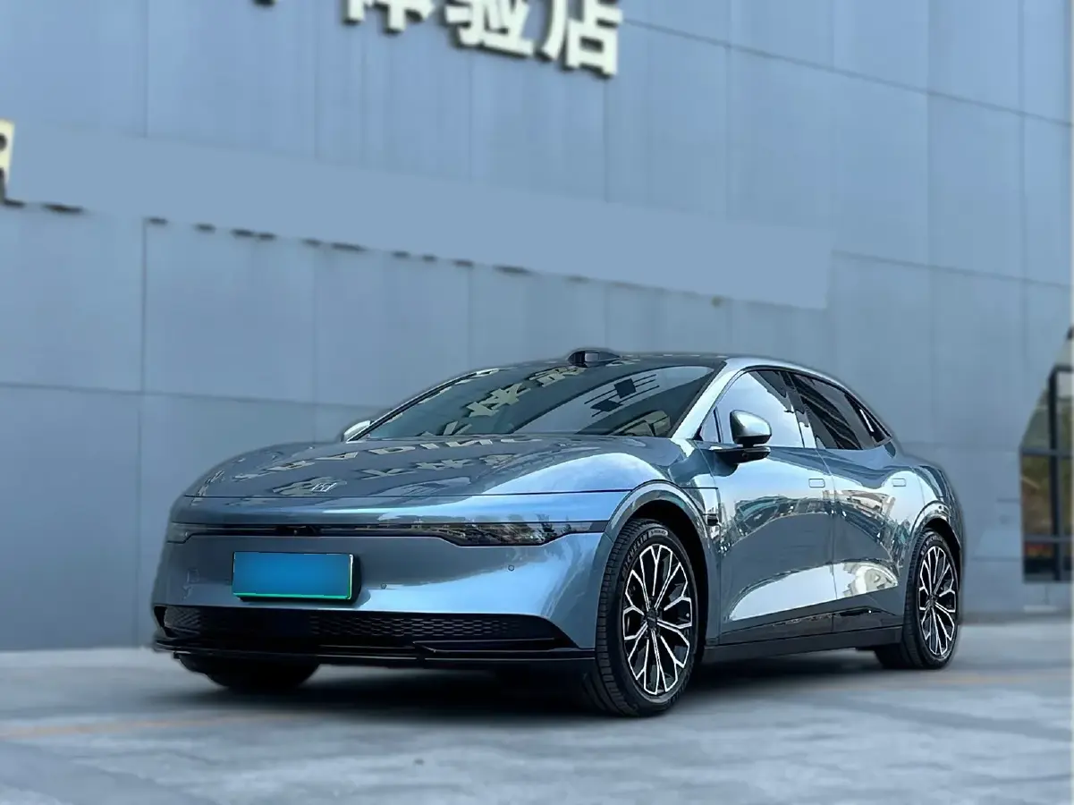 2024 Zeekr 007 BEV 75KWH