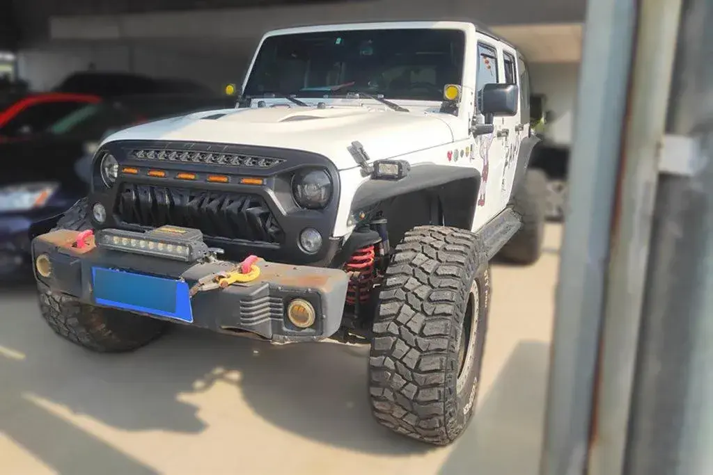 2014 Jeep Wrangler 2.8T 200HP L4 5AT