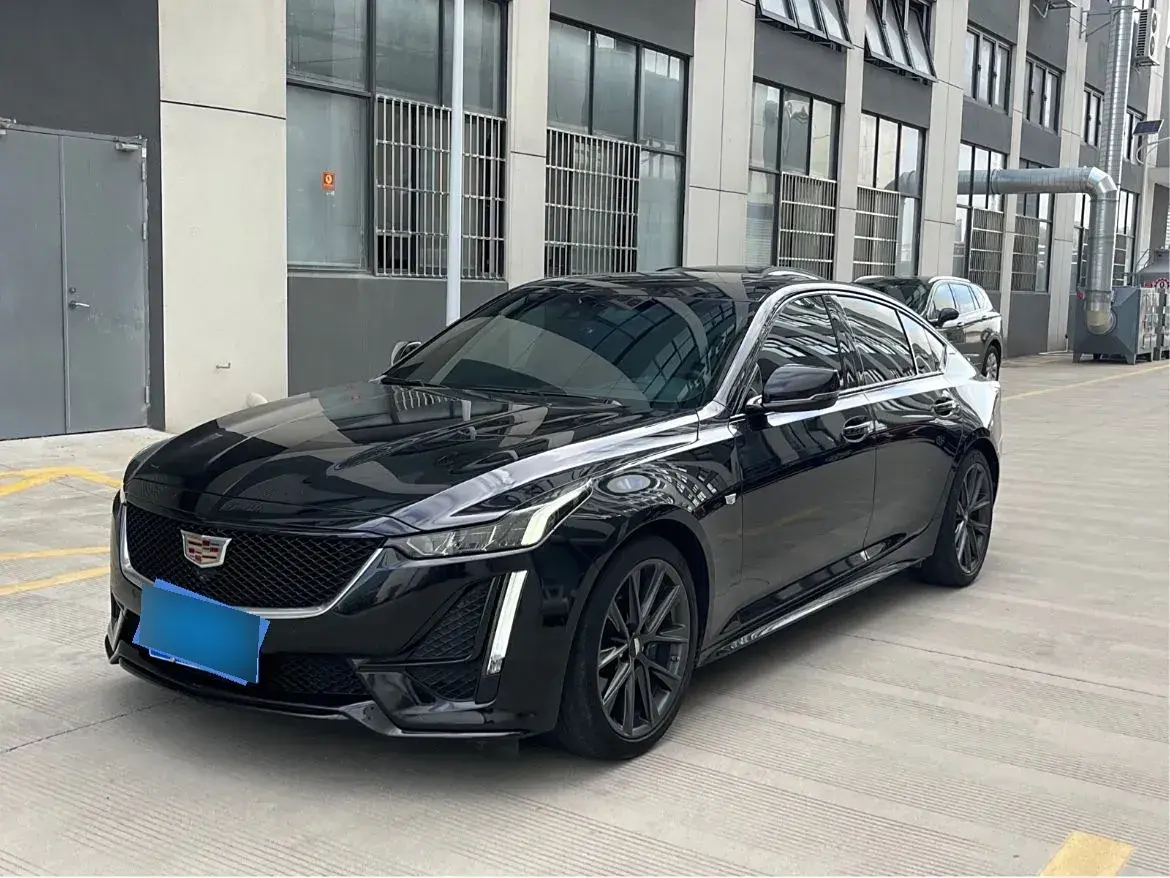 2021 Cadillac CT5 2.0T 237HP L4 10AT
