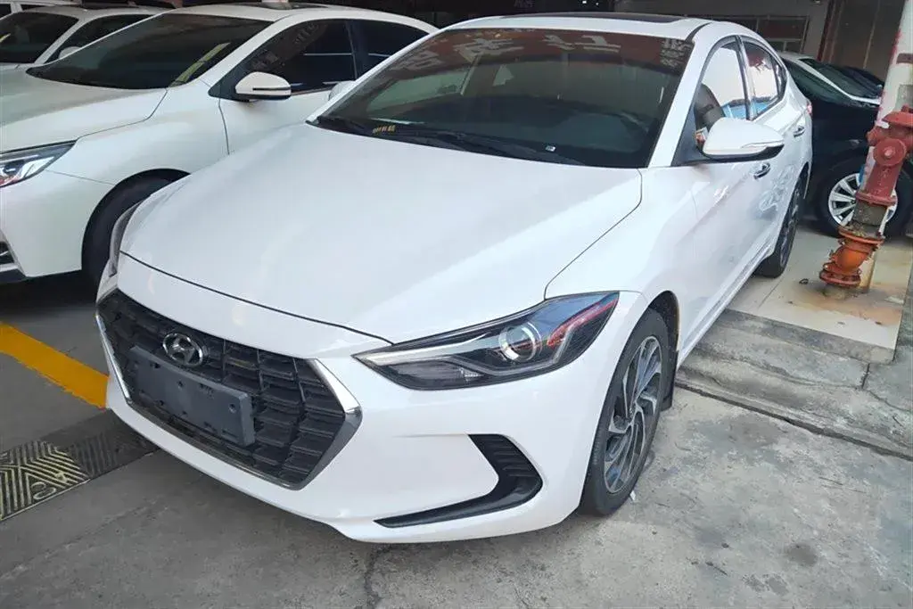 2020 Hyundai Elantra 1.4T 130HP L4 7DCT