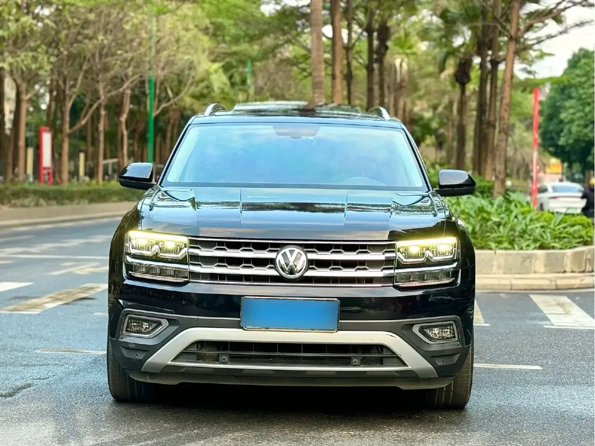 2017 Volkswagen Teramont 2.0T 220HP L4 7DCT