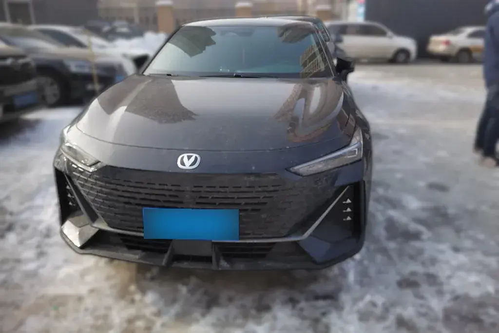 2023 ChangAn UNI-V 1.5T 188HP L4 7DCT