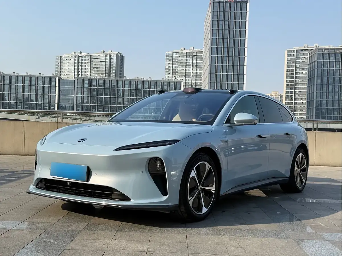 2023 NIO ET5T BEV 75KWH
