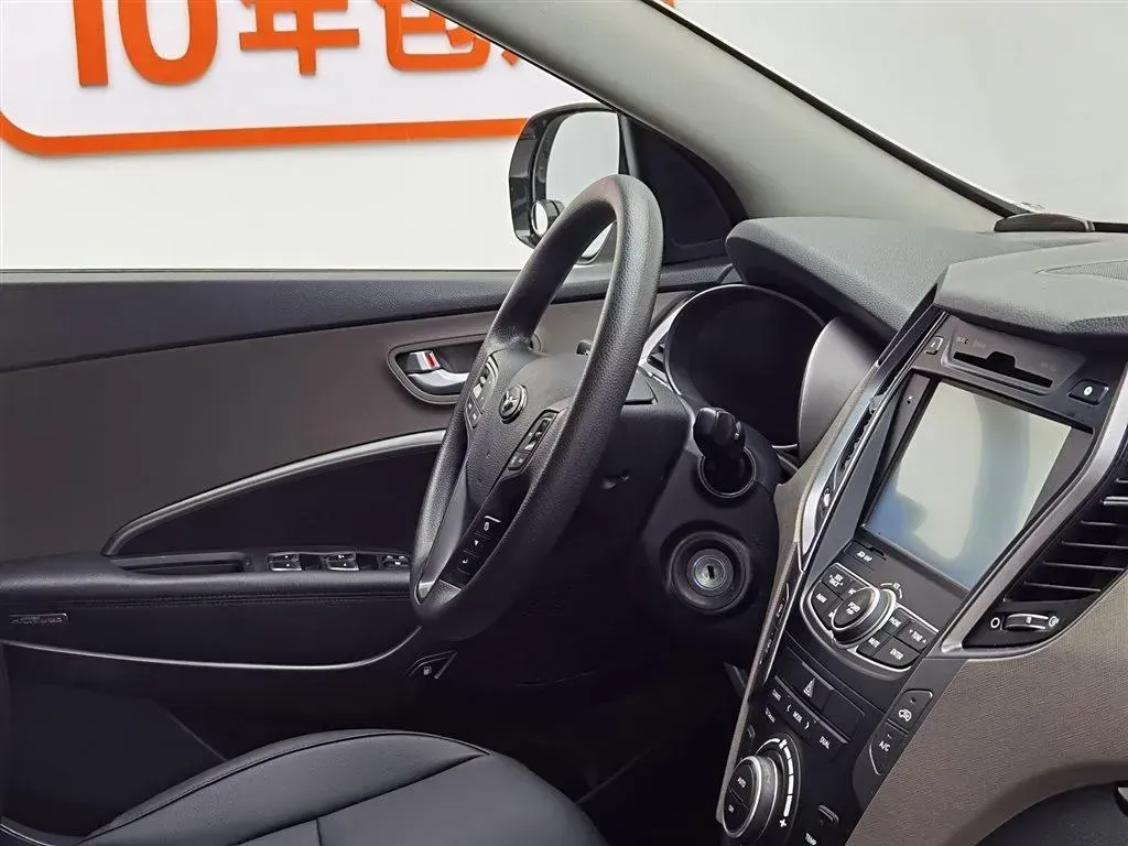 2016 Hyundai Grand SantaFe 2.0T 241HP L4 6AT,autocango,china used car exporter,china ev exporter,chinese used car exporter,chinese used ev exporter