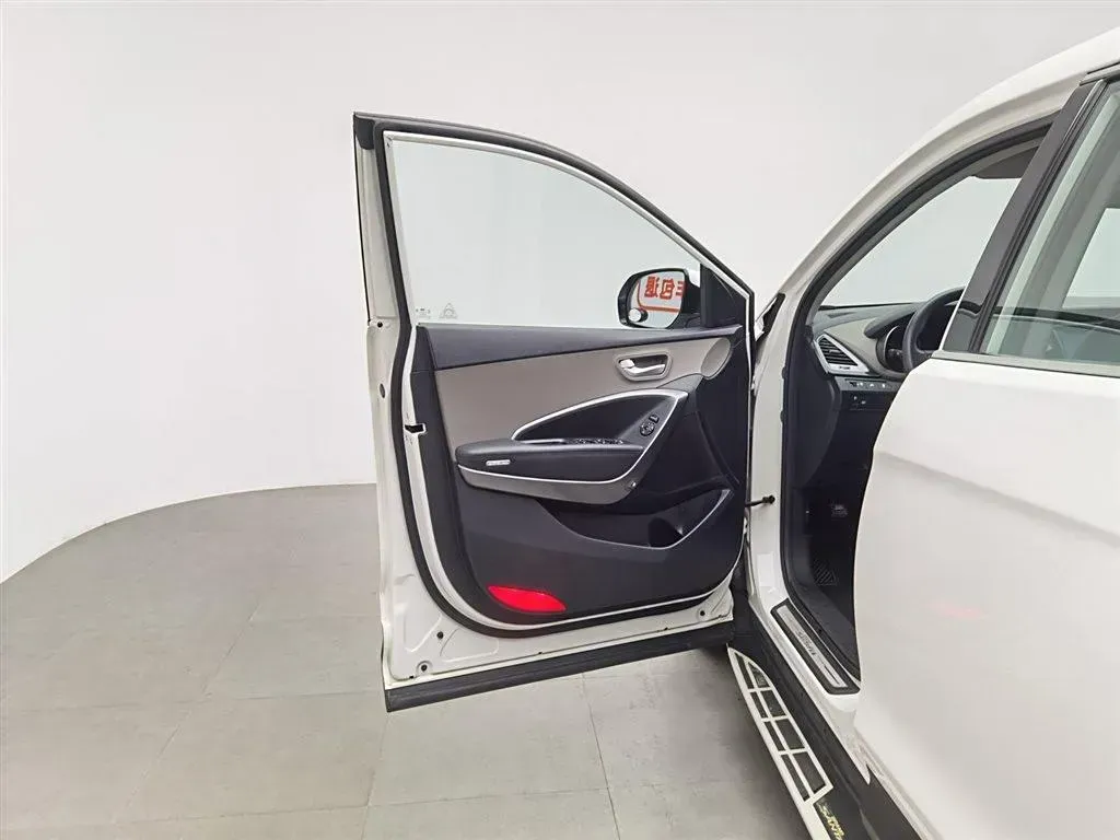 2016 Hyundai Grand SantaFe 2.0T 241HP L4 6AT,autocango,china used car exporter,china ev exporter,chinese used car exporter,chinese used ev exporter