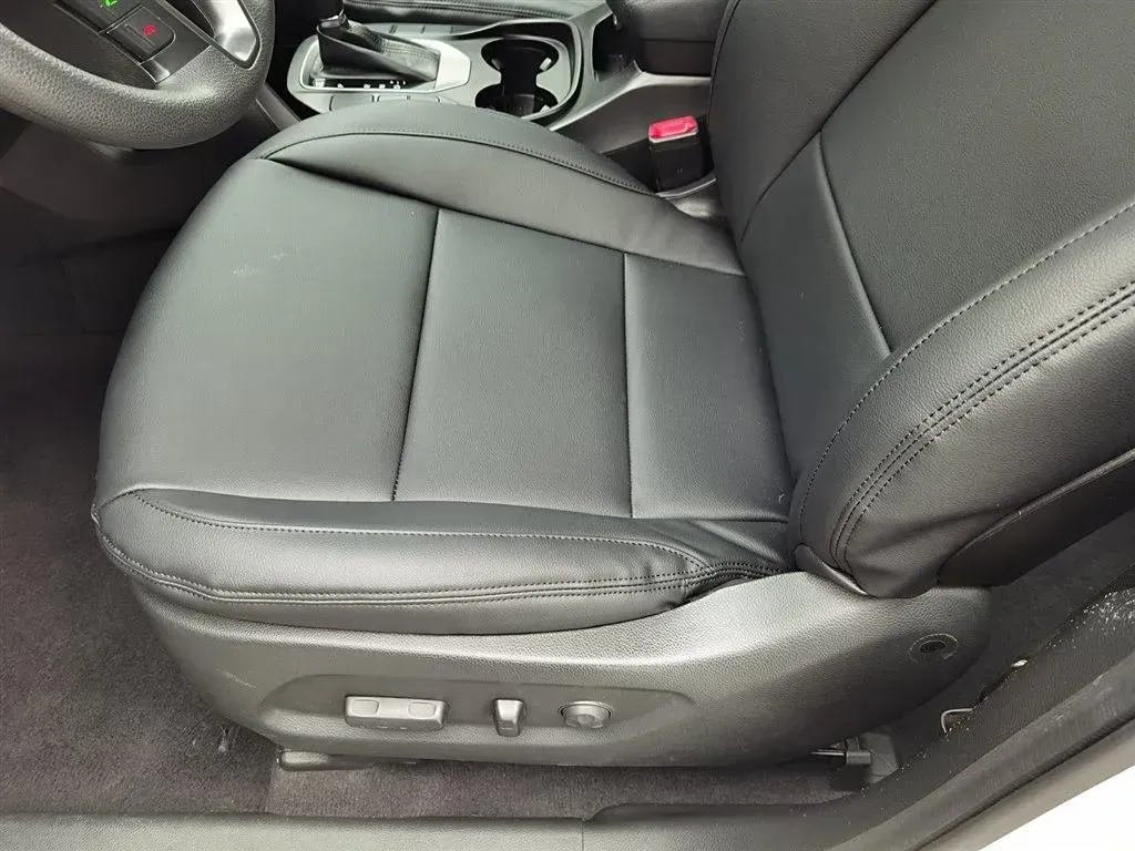 2016 Hyundai Grand SantaFe 2.0T 241HP L4 6AT,autocango,china used car exporter,china ev exporter,chinese used car exporter,chinese used ev exporter