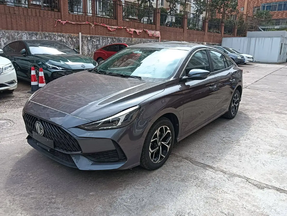 2022 MG 5 1.5L 120HP L4 5MT