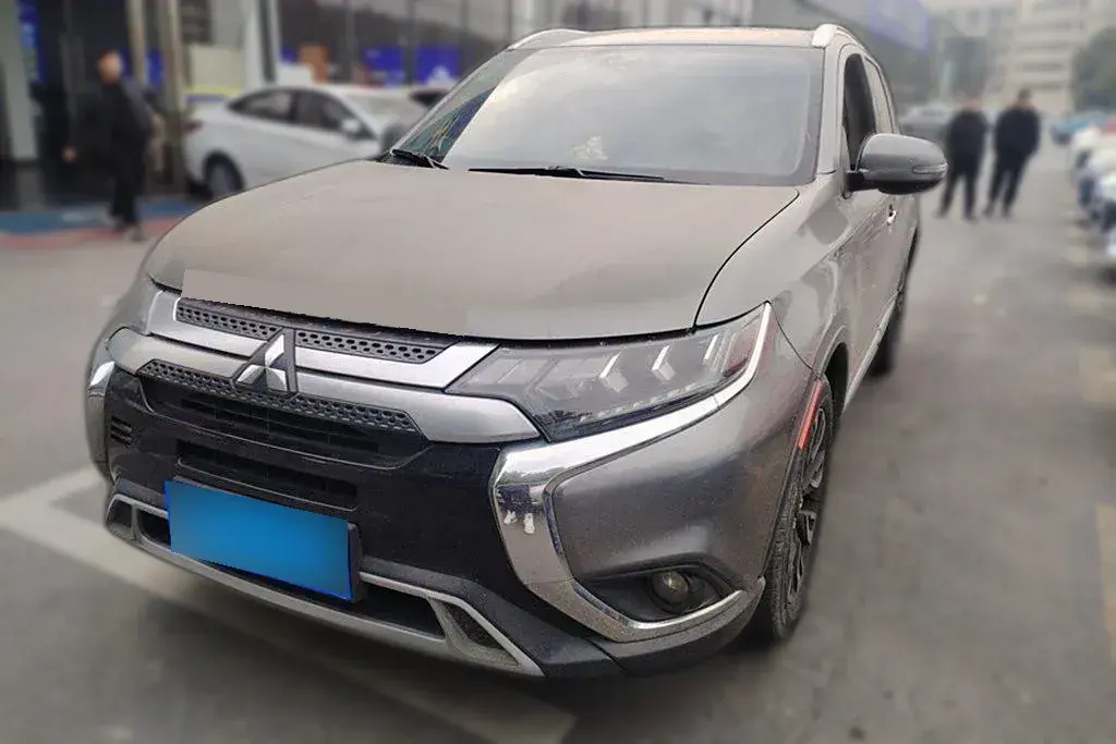 2019 Mitsubishi Outlander 2.4L 192HP L4 CVT
