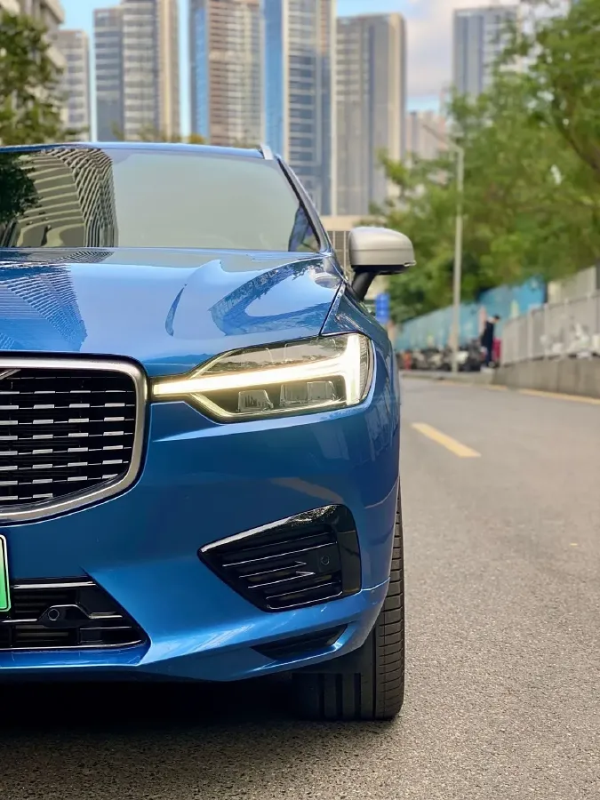 2019 Volvo XC60 PHEV 2.0T 320HP L4 8AT PHEV 10.1KWH,autocango,china used car exporter,china ev exporter,chinese used car exporter,chinese used ev exporter