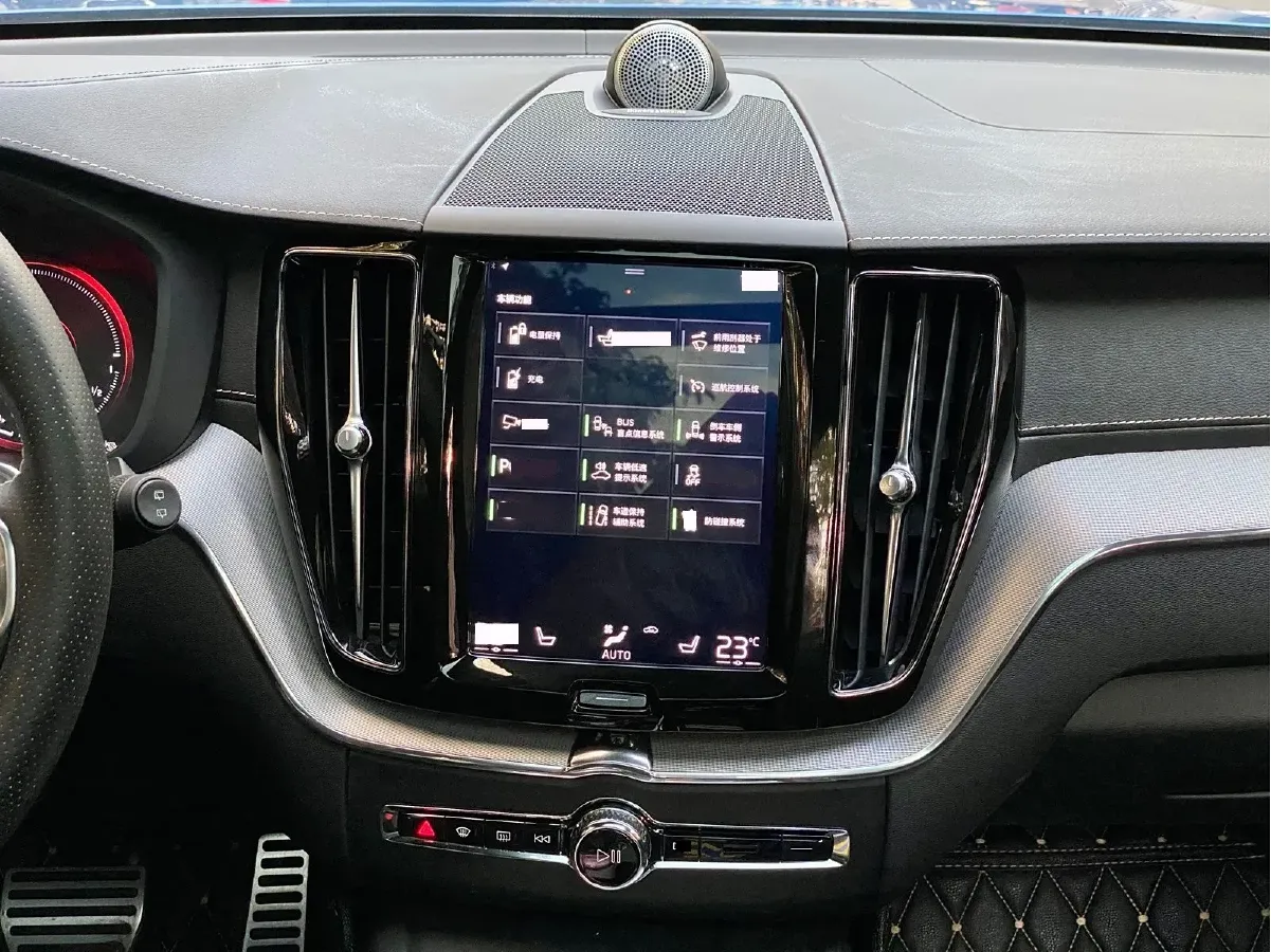 2019 Volvo XC60 PHEV 2.0T 320HP L4 8AT PHEV 10.1KWH,autocango,china used car exporter,china ev exporter,chinese used car exporter,chinese used ev exporter