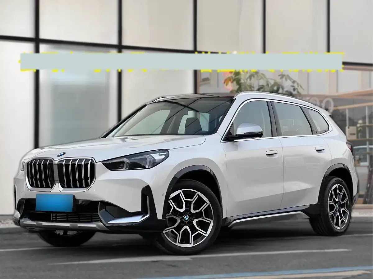 2023 BMW X1 2.0T 204HP L4 7DCT