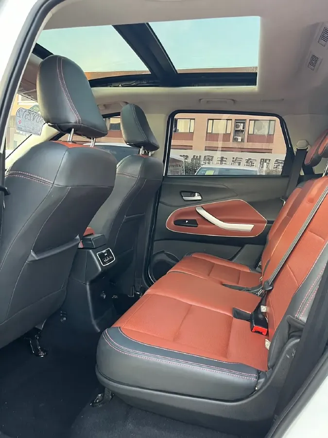 2016 BAIC Hyosow S3 1.5L 113HP L4 5MT,autocango,china used car exporter,china ev exporter,chinese used car exporter,chinese used ev exporter