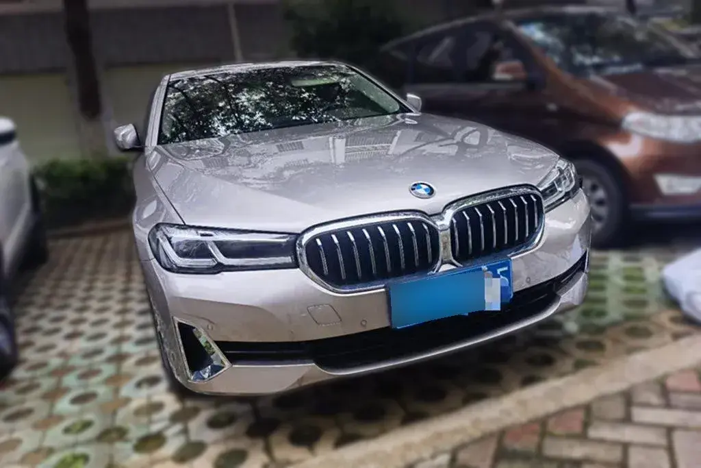 2021 BMW 5 Series 2.0T 252HP L4 8AT