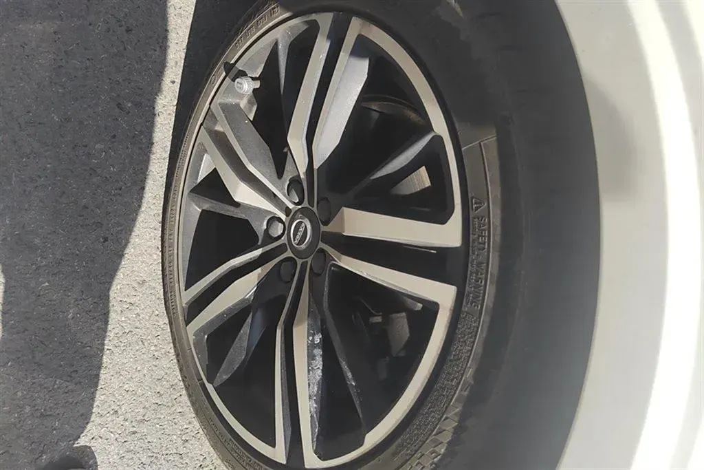 2022 Volvo S60 PHEV 2.0T 303HP L4 8AT PHEV 11.6KWH,autocango,china used car exporter,china ev exporter,chinese used car exporter,chinese used ev exporter