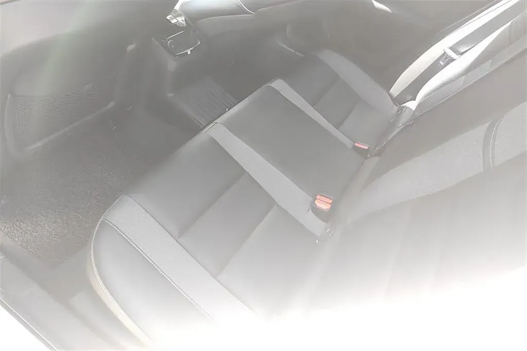 2022 Volvo S60 PHEV 2.0T 303HP L4 8AT PHEV 11.6KWH,autocango,china used car exporter,china ev exporter,chinese used car exporter,chinese used ev exporter