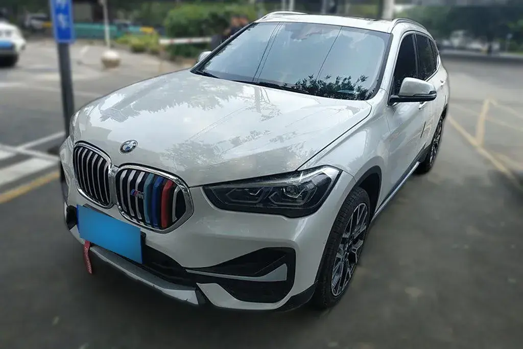 2020 BMW X1 2.0T 192HP L4 8AT