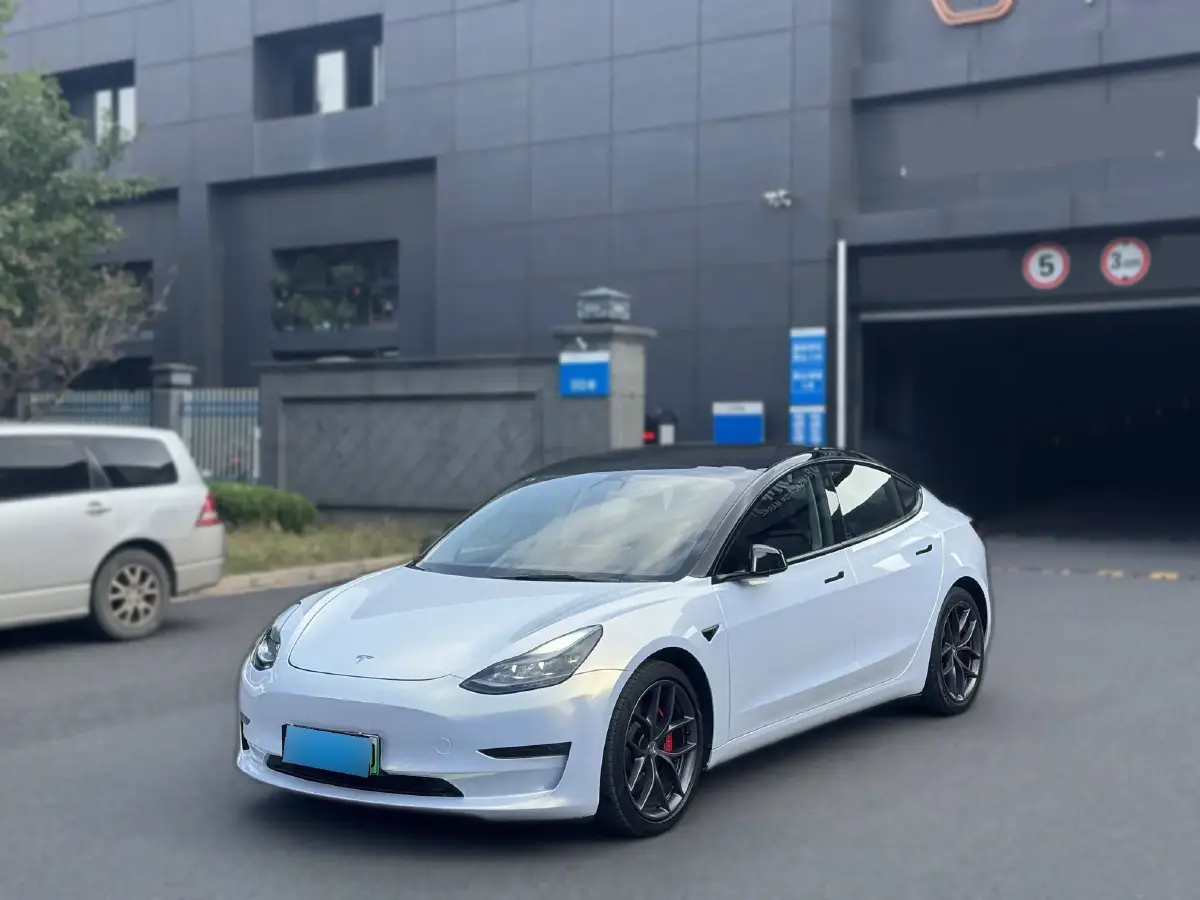 2021 Tesla Model 3 BEV 76.8KWH