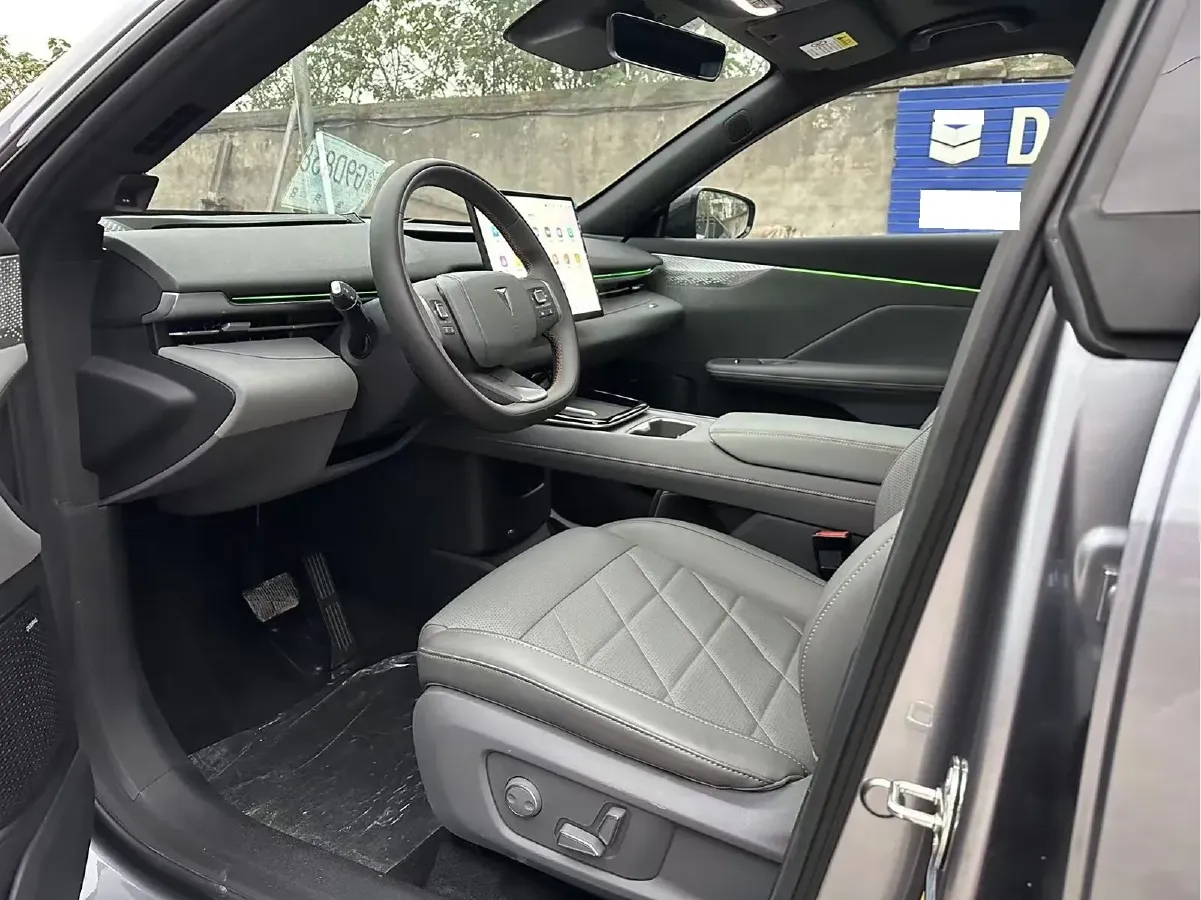 2024 Deepal S05 BEV 56.12KWH,autocango,china used car exporter,china ev exporter,chinese used car exporter,chinese used ev exporter