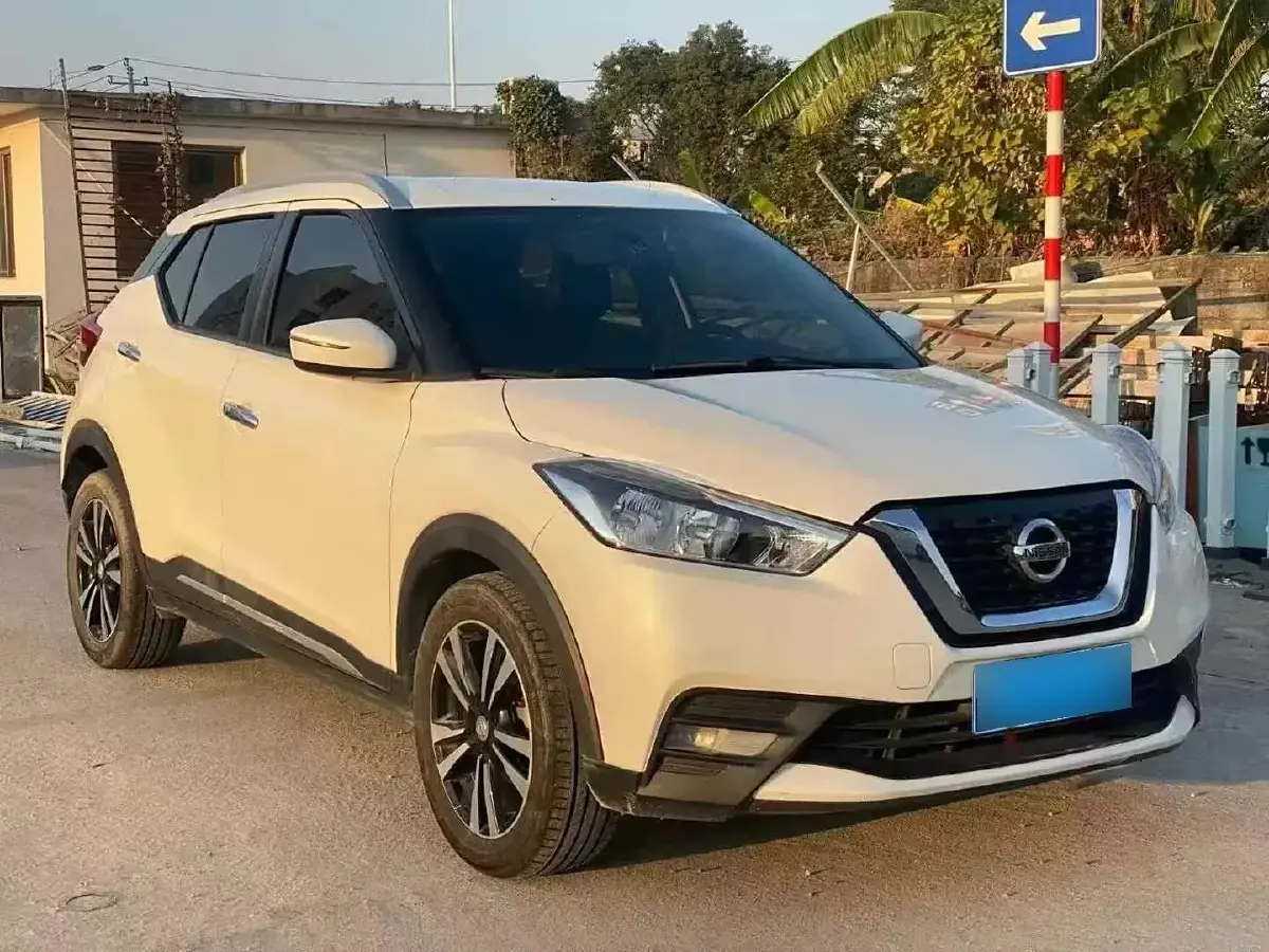 2017 Nissan Kicks 1.5L 124HP L4 CVT