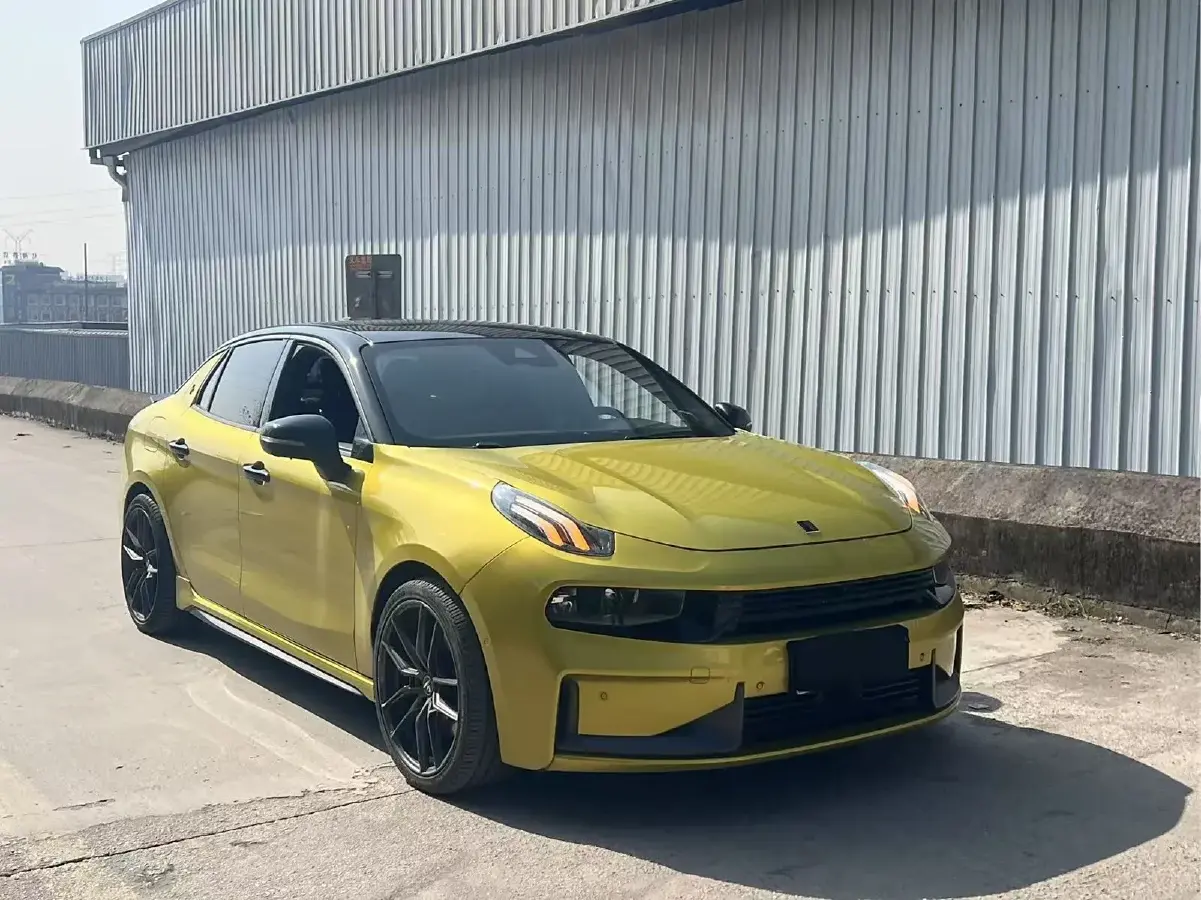 2019 LYNK&CO 03 2.0T 254HP L4 8AT