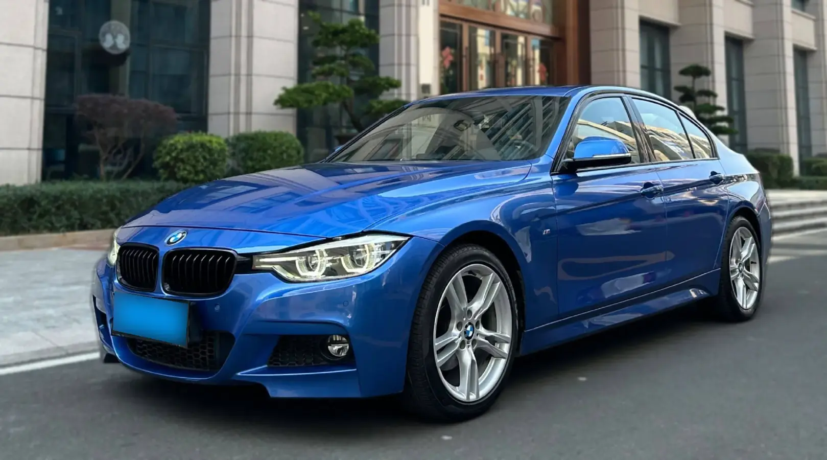 2019 BMW 3 Series 2.0T 184HP L4 8AT