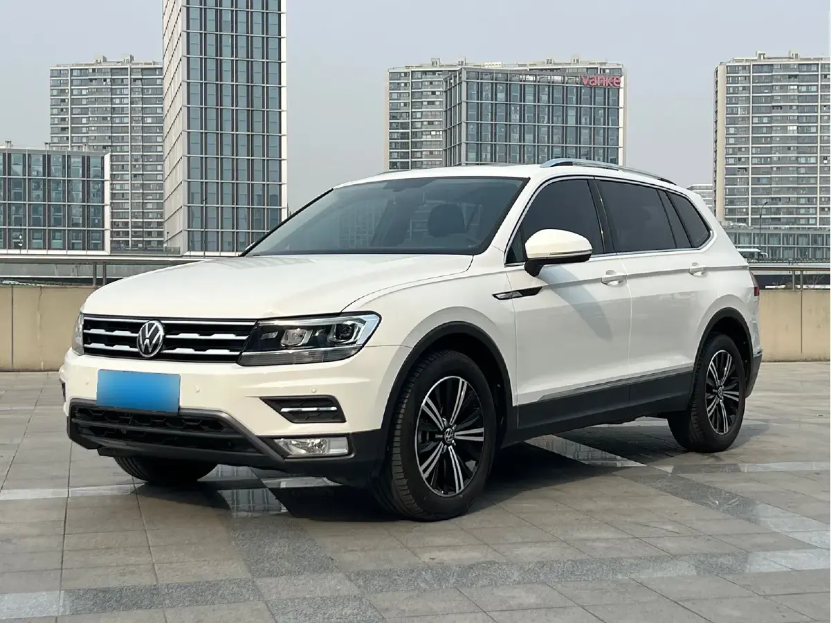 2021 Volkswagen Tiguan L 2.0T 186HP L4 7DCT