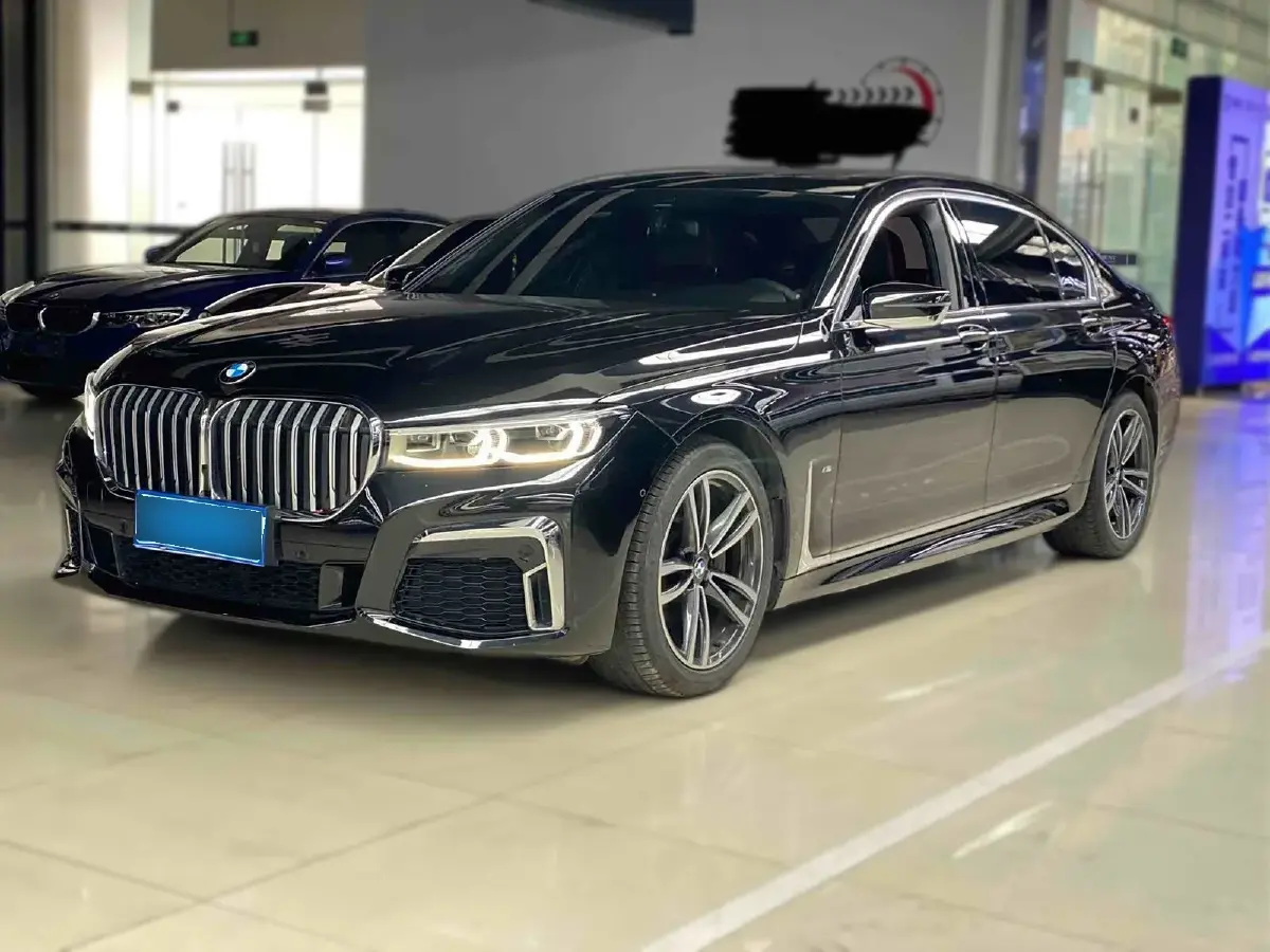 2019 BMW 7 Series 2.0T 265HP L4 8AT