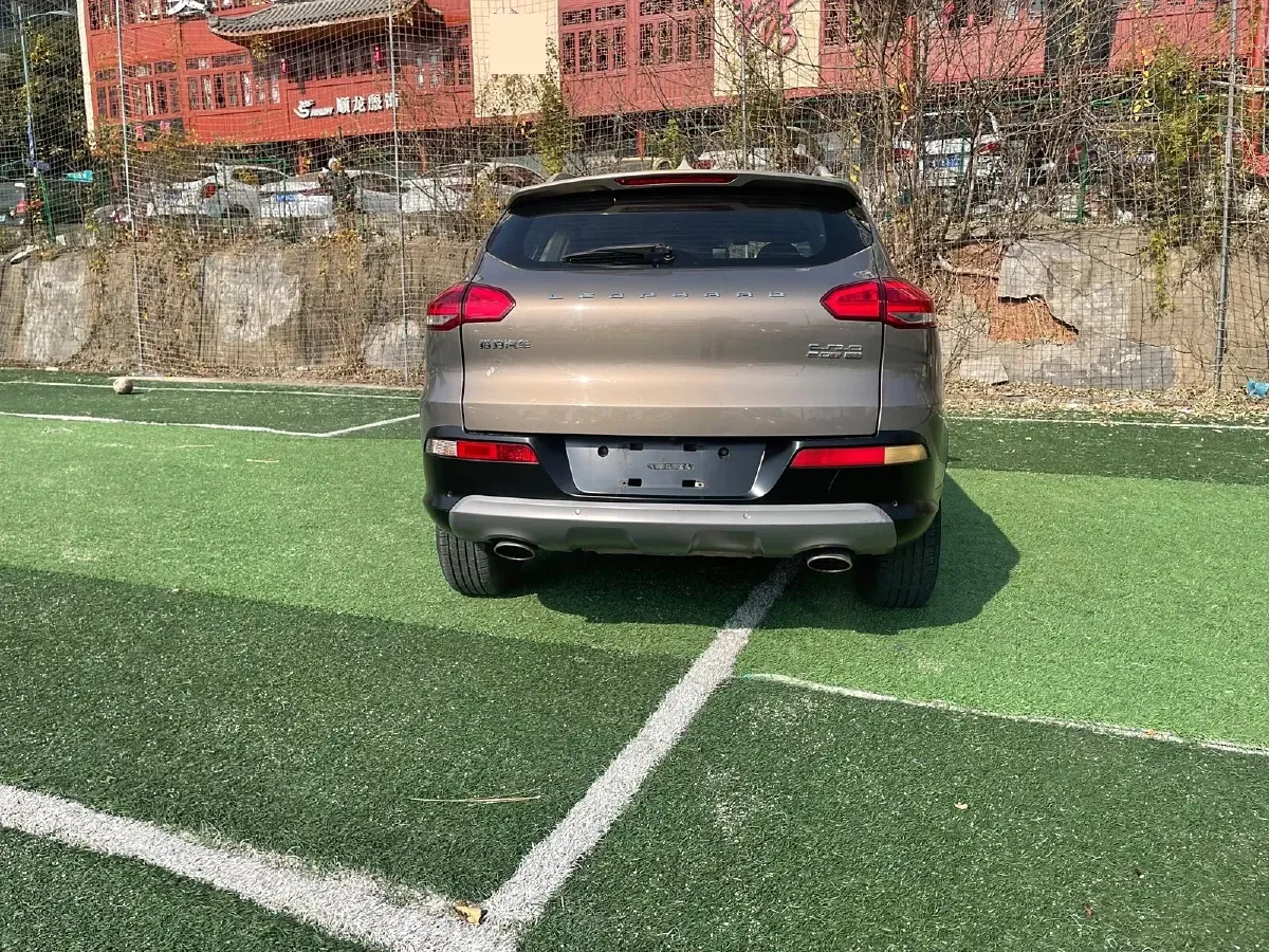 2017 Leopaard CS10 2.0T 177HP L4 6DCT,autocango,china used car exporter,china ev exporter,chinese used car exporter,chinese used ev exporter