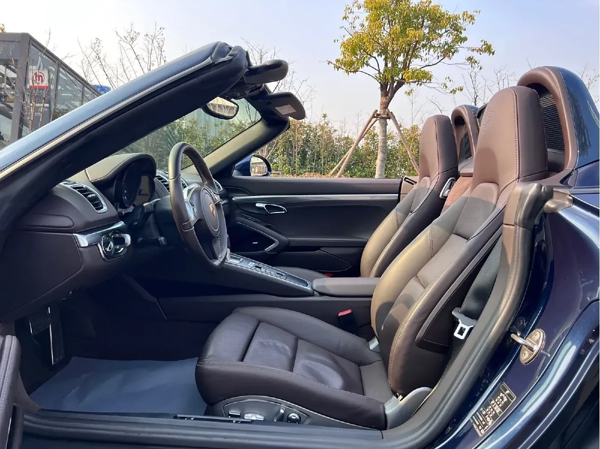 2015 Porsche Boxster 2.7L 265HP H6 7DCT,autocango,china used car exporter,china ev exporter,chinese used car exporter,chinese used ev exporter