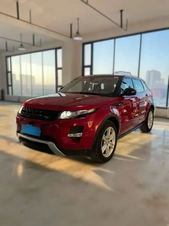 2015 Land Rover Range Rover Evoque 2.0T 241HP L4 9AT