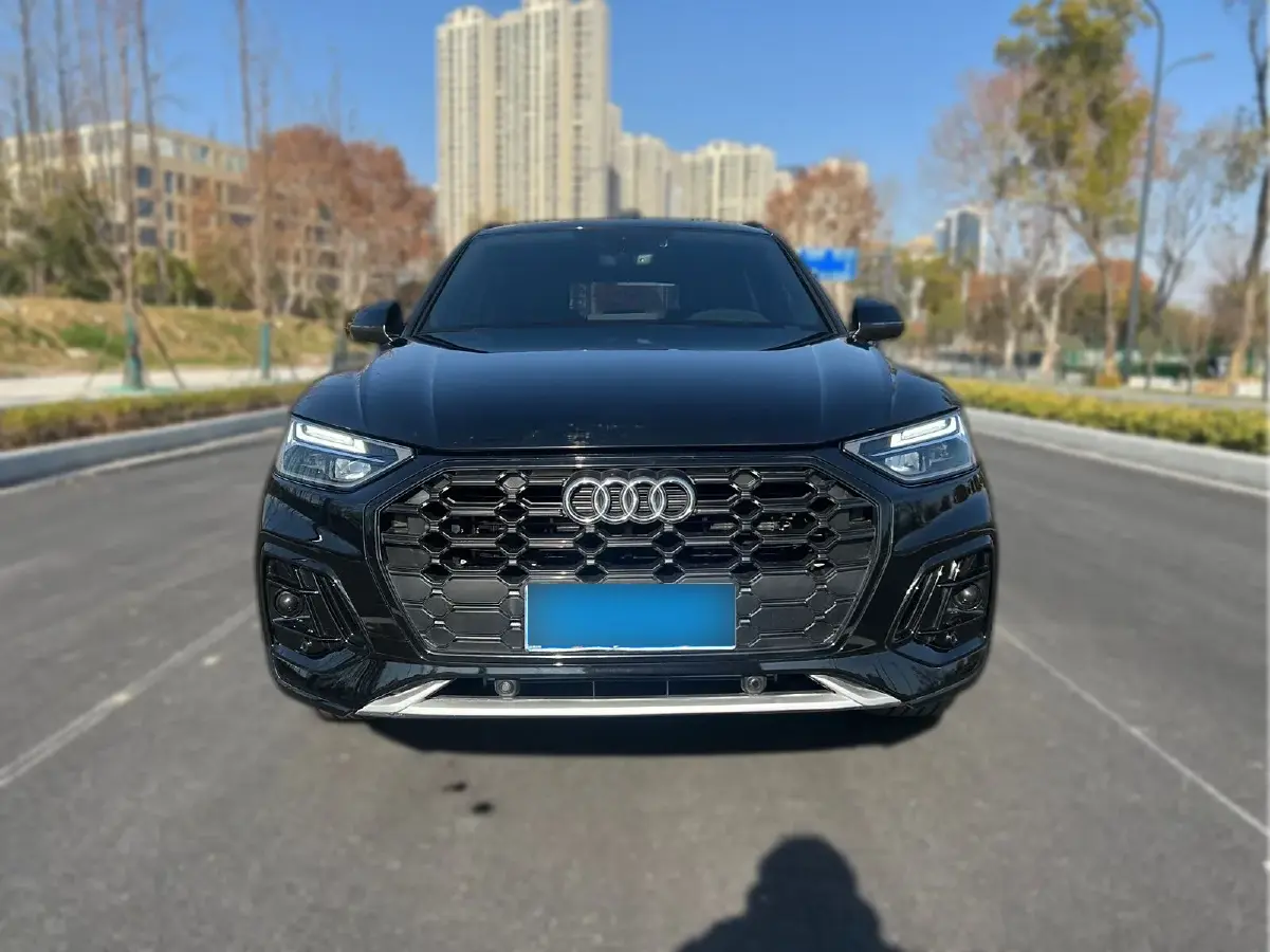2024 Audi Q5L 2.0T 190HP L4 7DCT