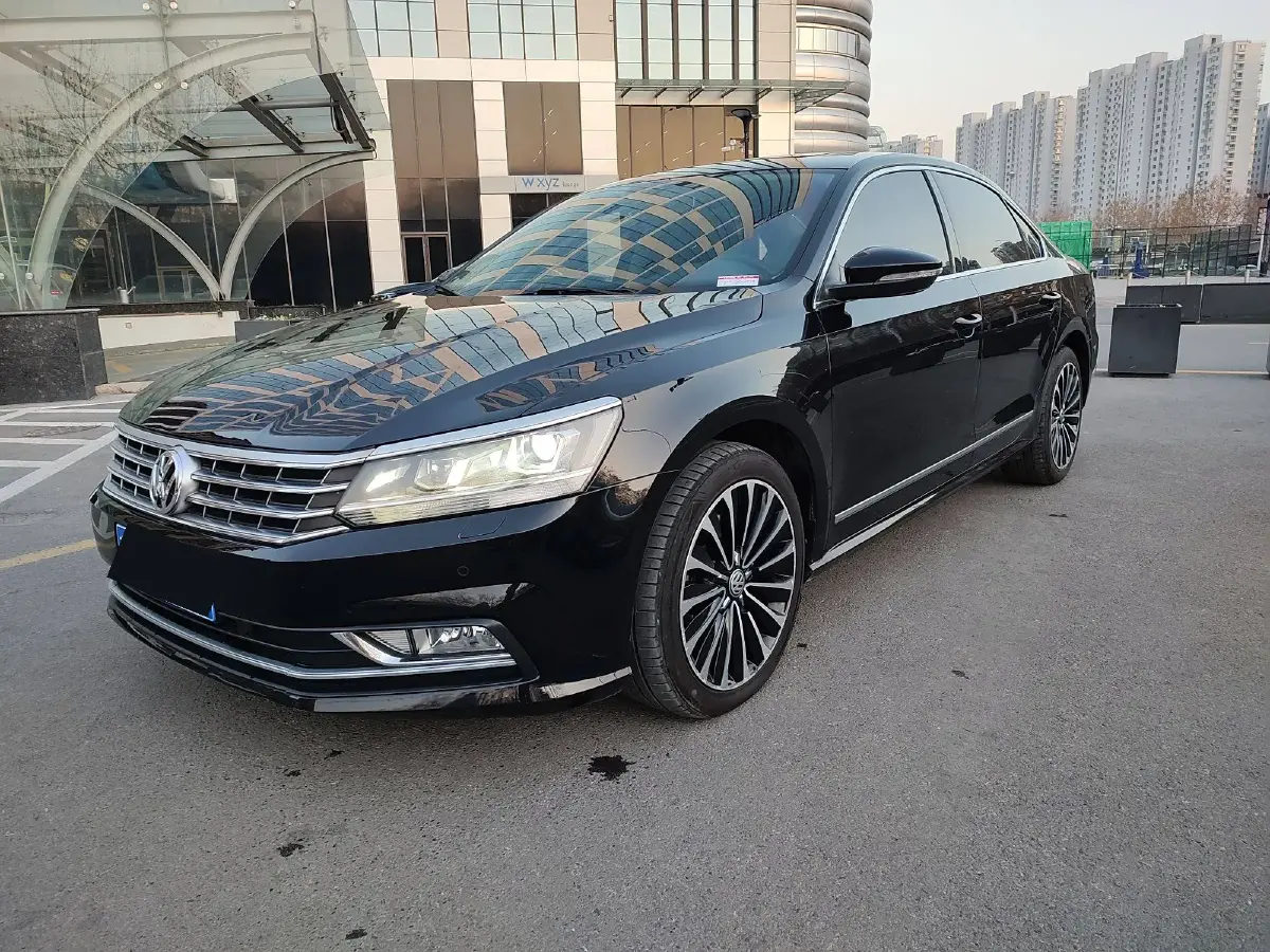 2016 Volkswagen Passat 1.8T 180HP L4 7DCT