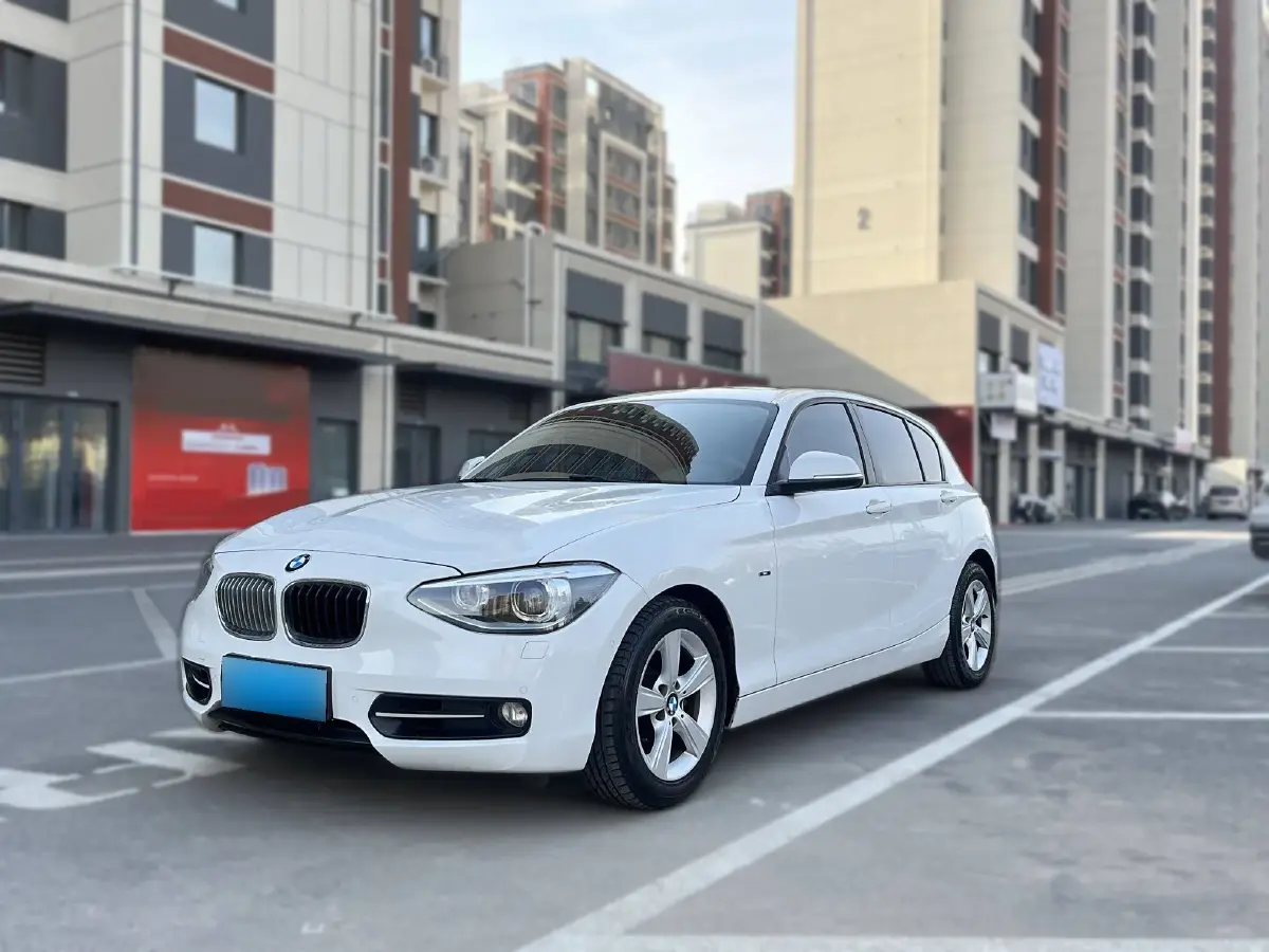 2013 BMW 1 Series 1.6T 170HP L4 8AT