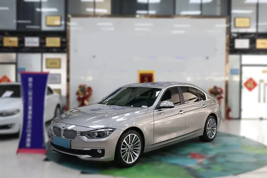 2019 BMW 3 Series 2.0T 184HP L4 8AT