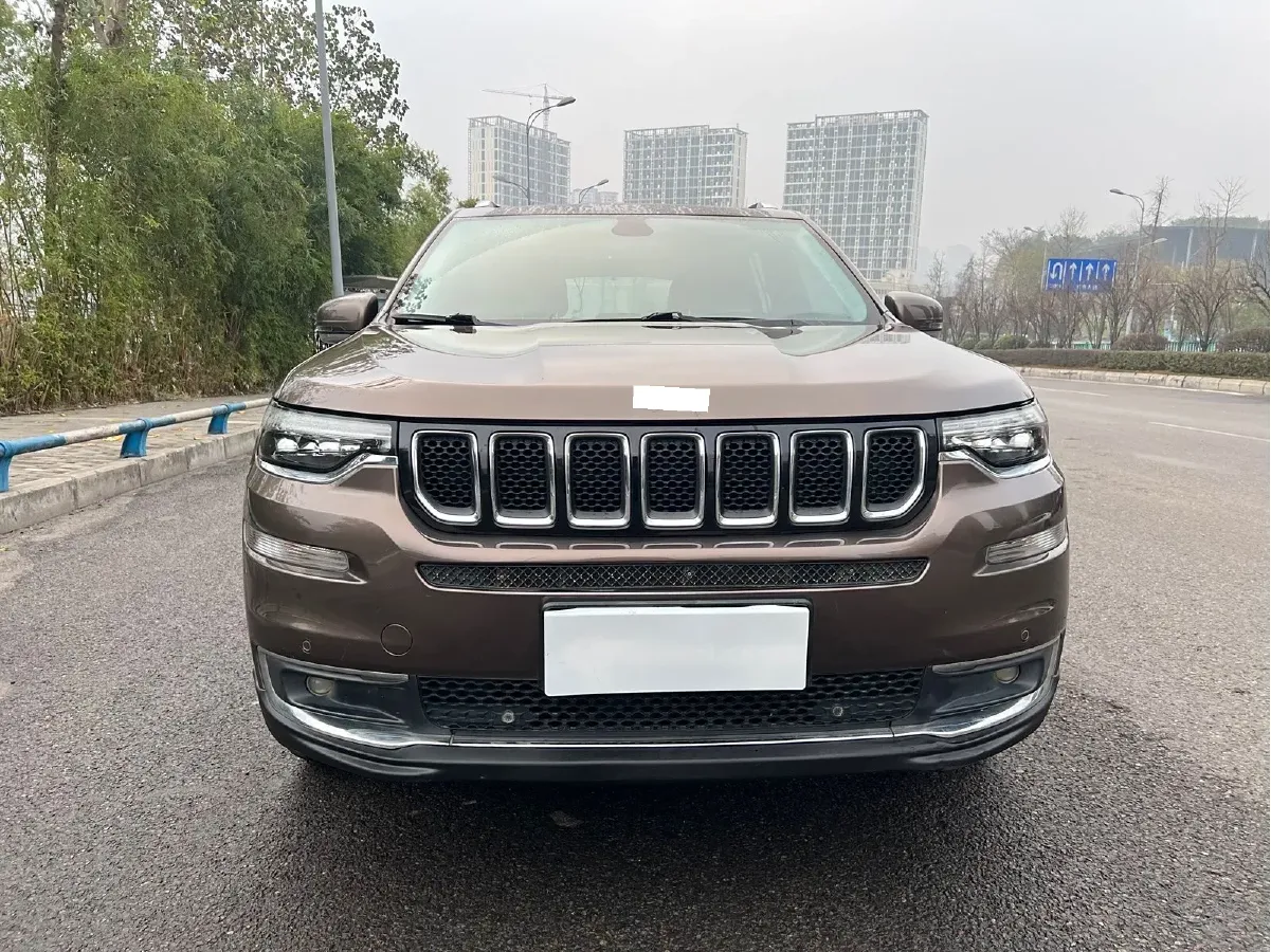 2018 Jeep Commander 2.0T 265HP L4 9AT,autocango,china used car exporter,china ev exporter,chinese used car exporter,chinese used ev exporter