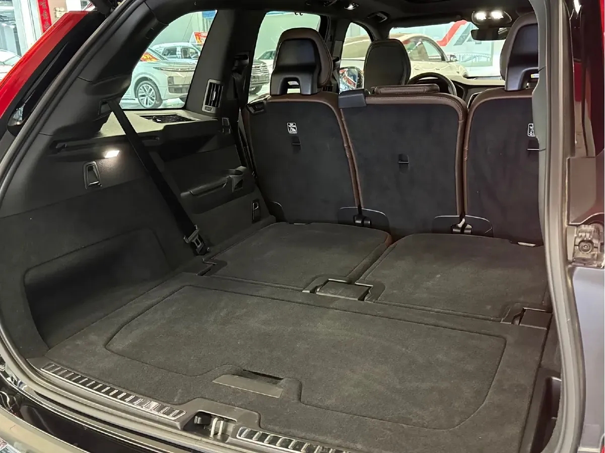 2024 Volvo XC90 PHEV 2.0T 310HP L4 8AT PHEV 18.831KWH,autocango,china used car exporter,china ev exporter,chinese used car exporter,chinese used ev exporter