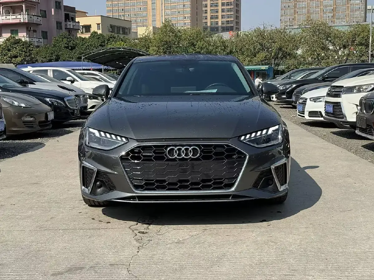 2020 Audi A4L 2.0T 190HP L4 7DCT