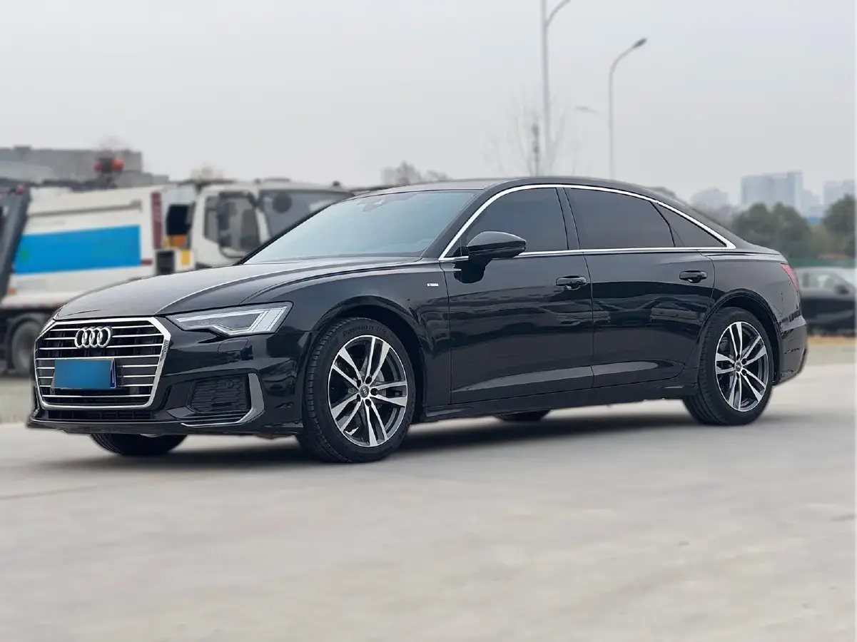 2019 Audi A6L 2.0T 190HP L4 7DCT