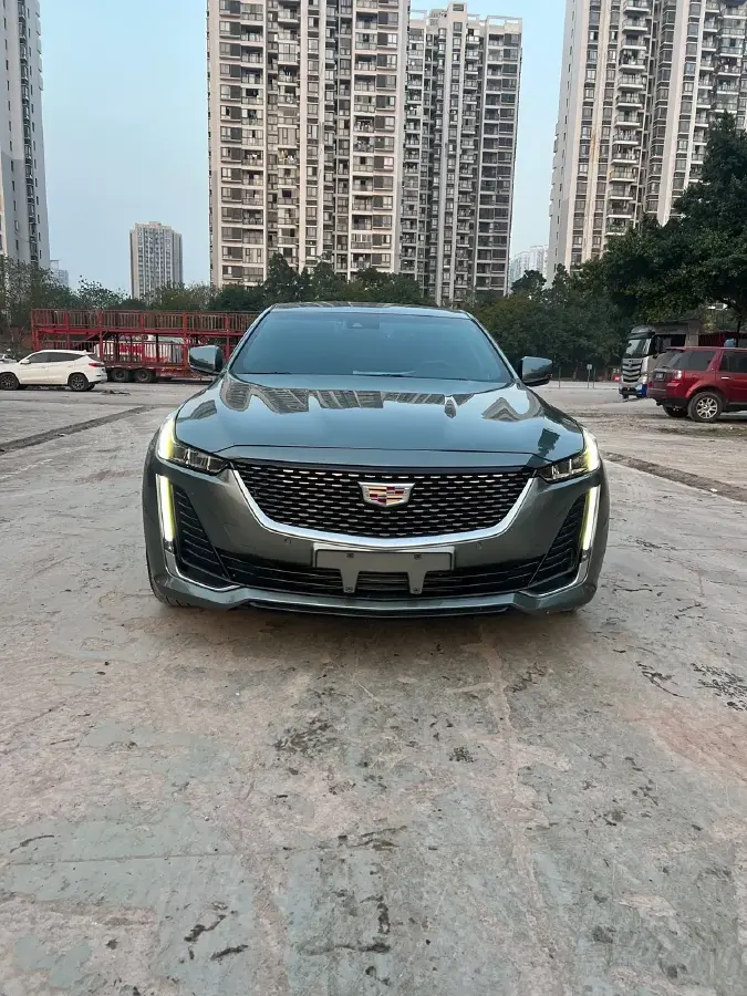 2023 Cadillac CT5 2.0T 237HP L4 10AT