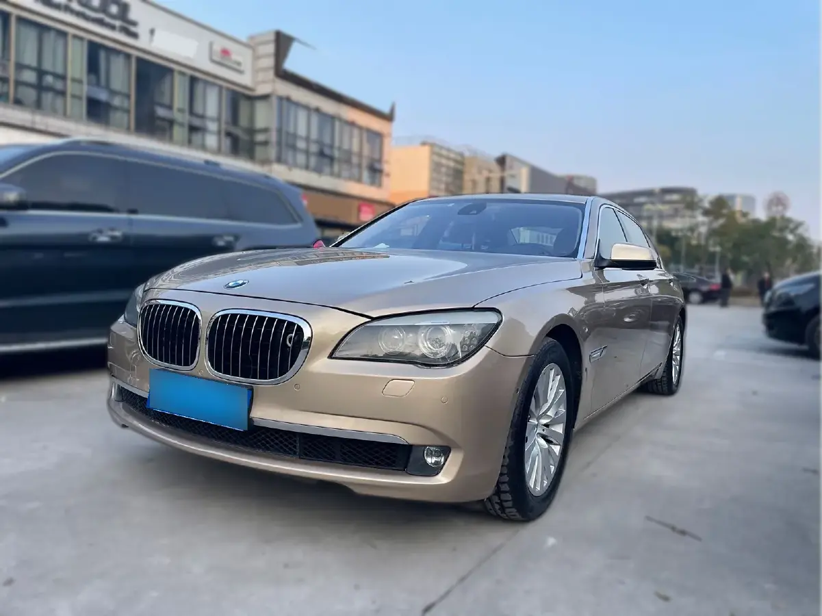 2009 BMW 7 Series 4.4T 407HP V8 6AT