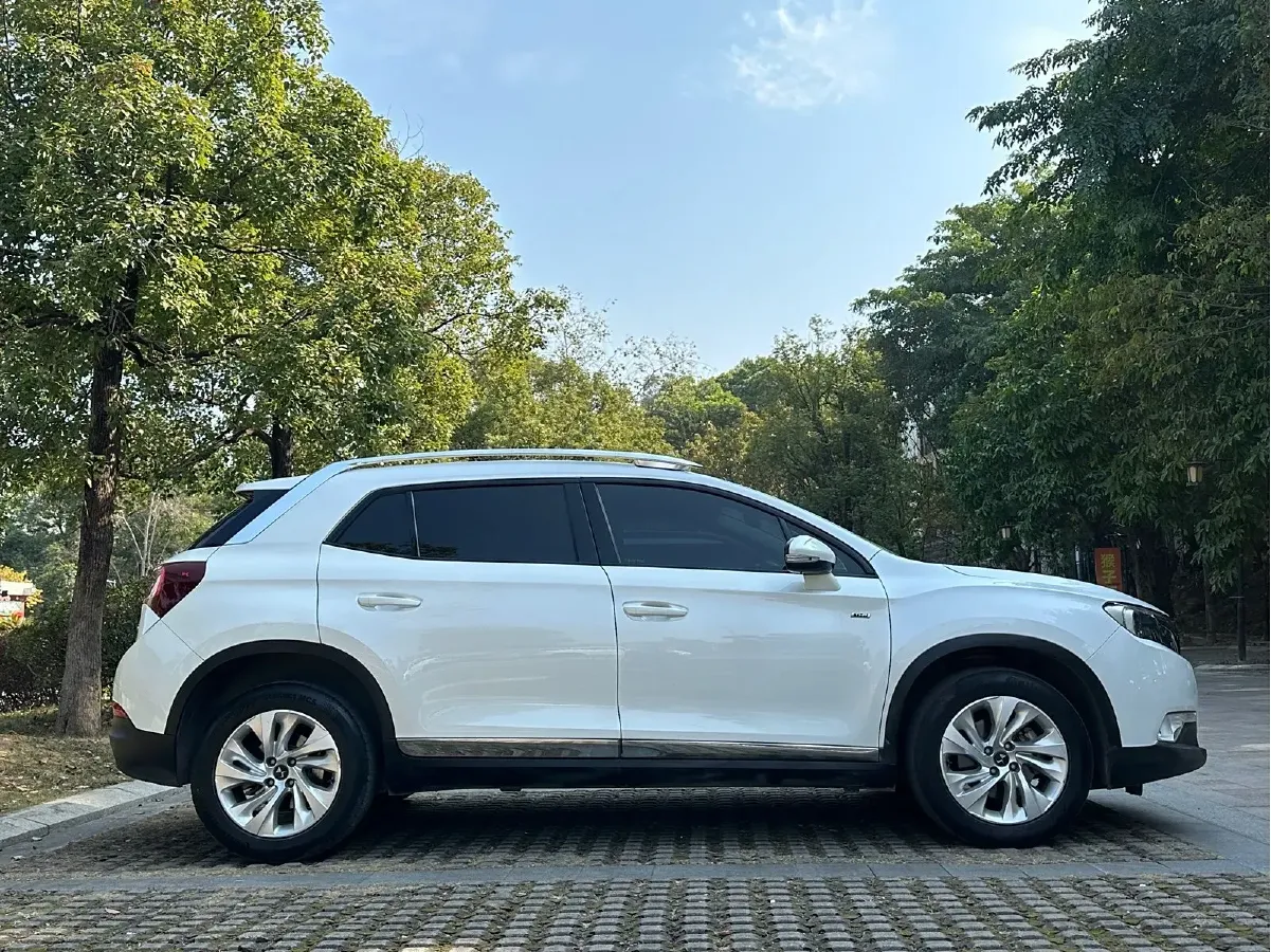 2016 DS 6 1.6T 167HP L4 6AT,autocango,china used car exporter,china ev exporter,chinese used car exporter,chinese used ev exporter