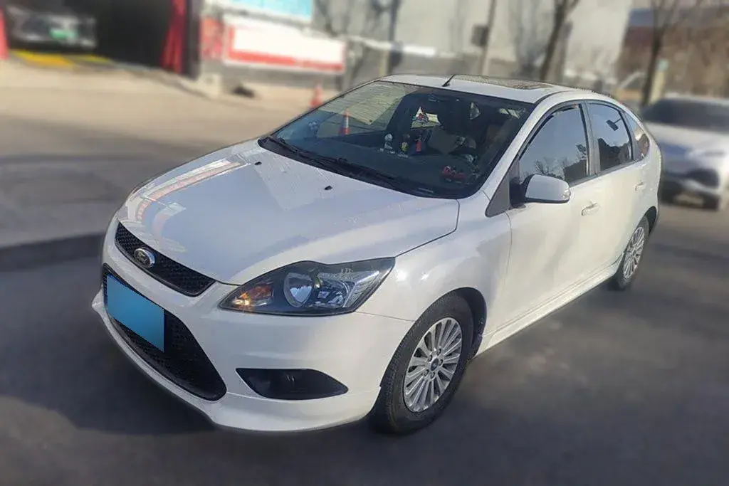 2013 Ford Focus 1.8L 124HP L4 4AT
