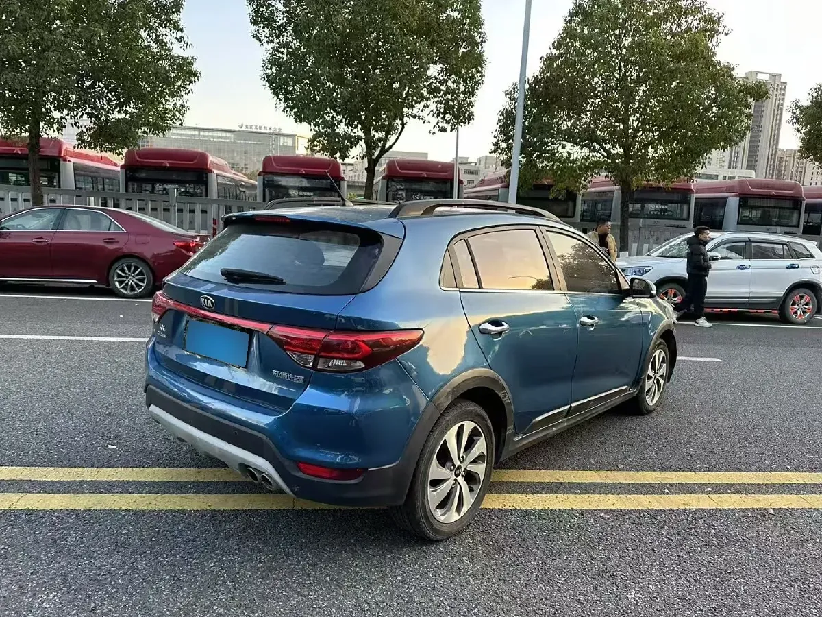 2017 Kia KX Cross 1.4L 100HP L4 6MT,autocango,china used car exporter,china ev exporter,chinese used car exporter,chinese used ev exporter