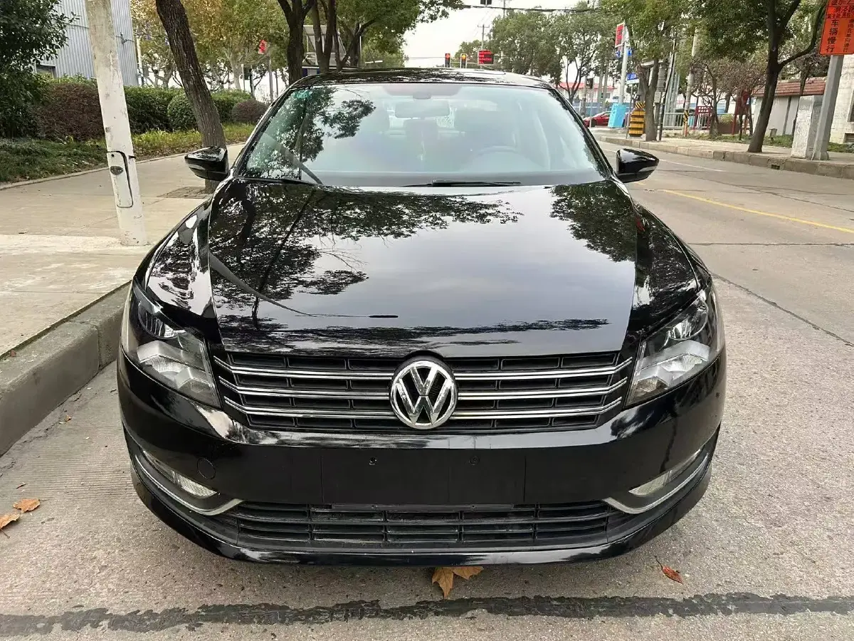 2014 Volkswagen Passat 1.8T 160HP L4 7DCT