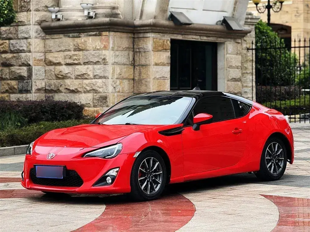 2013 Toyota 86 2.0L 200HP H4 6AT