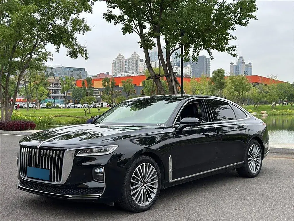 2020 HongQi H9 2.0T 252HP L4 7DCT