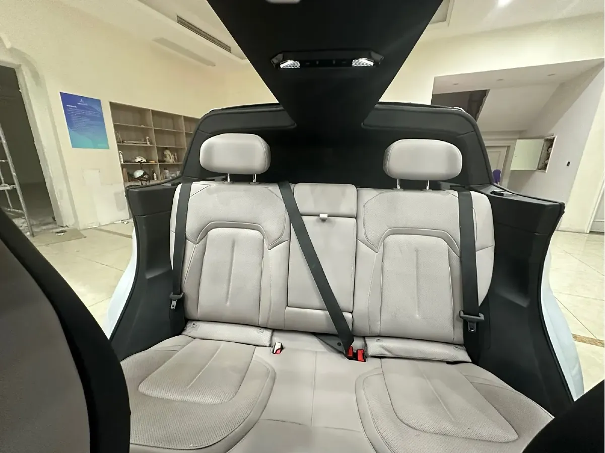 2023 HiPhi Y BEV 76.6KWH,autocango,china used car exporter,china ev exporter,chinese used car exporter,chinese used ev exporter